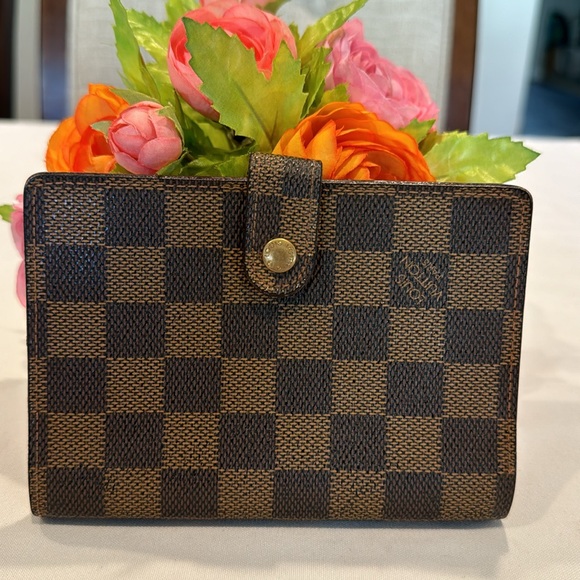 Authentic Louis Vuitton Ebene agenda/passport wallet - Picture 2 of 9